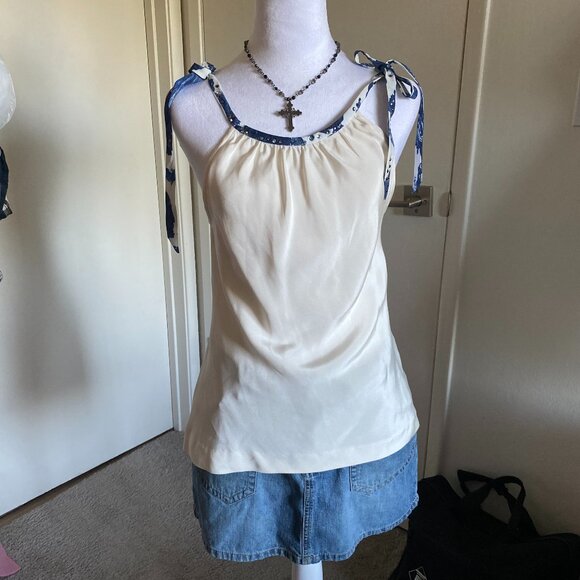 Chic tank top - Picture 1 of 2